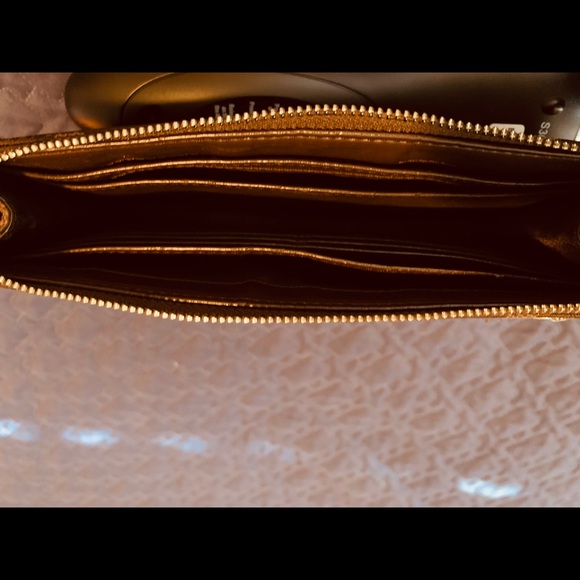 Wallet - Picture 6 of 6